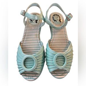 Miss L fire sandals UK 38- USA 7.5/8 dress up tiki summer vlv rockabilly